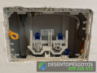 Serviços de reparação de autoclismos