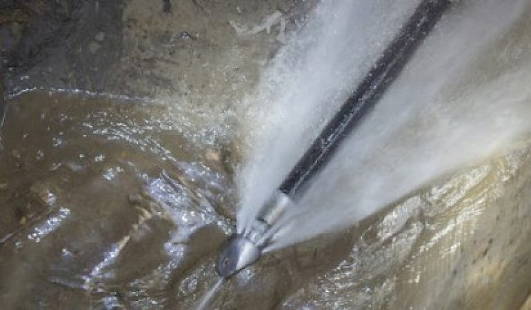 Desentupimentos - Serviço Profissional, Desentupir Canos e Esgotos