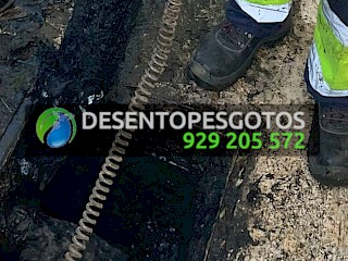 Desentupimento de Caixa de Esgotos