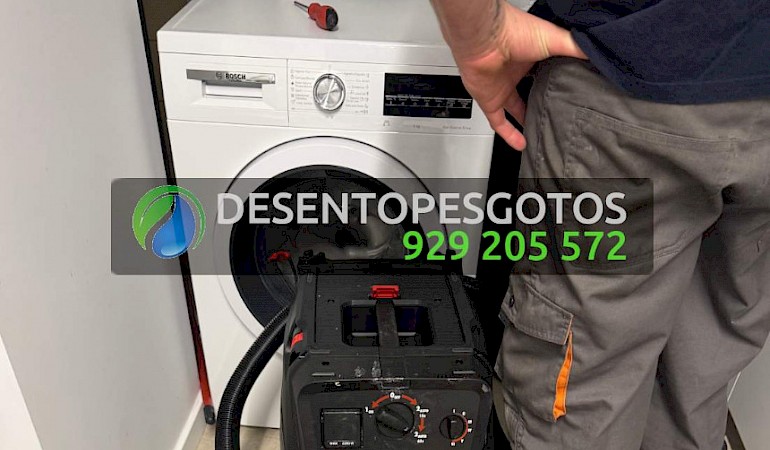 Diferença entre problemas na bomba de drenagem da máquina de lavar e canos entupidos