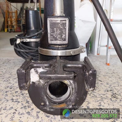 Substituição de Bomba de Esgoto