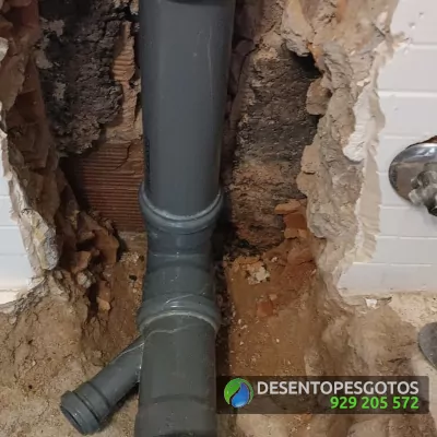 Reparação Canos de Esgotos